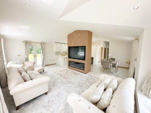 Photo 7- click for photo gallery